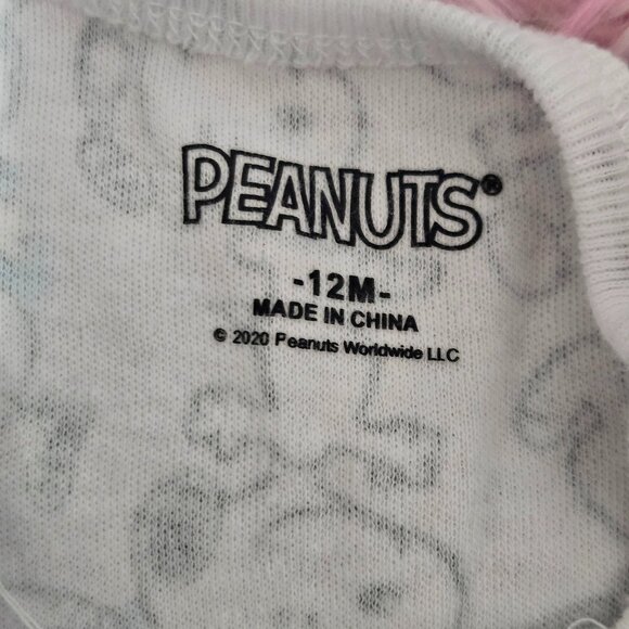 Snoopy Peanuts Size 12 months Boys Onsie - Picture 4 of 7